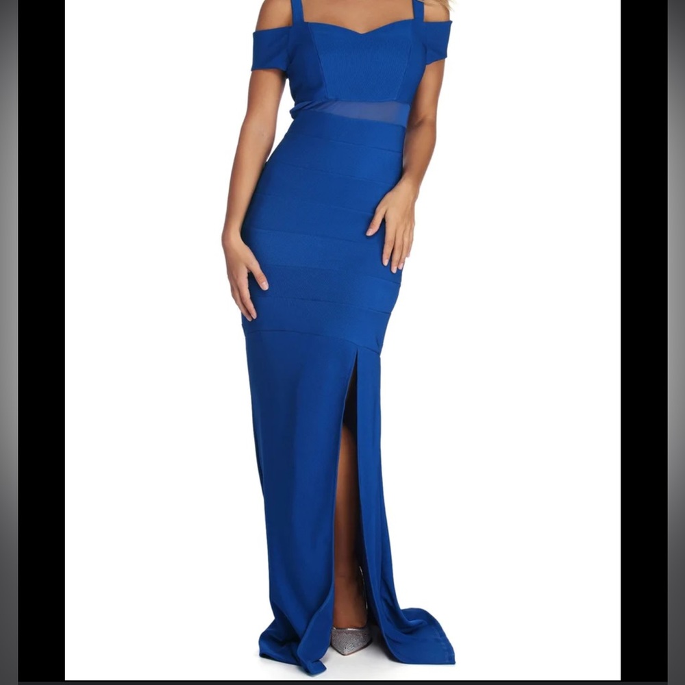 NWT Honey and Rosie Formal High Slit Bandage Dress size Small Prom dress